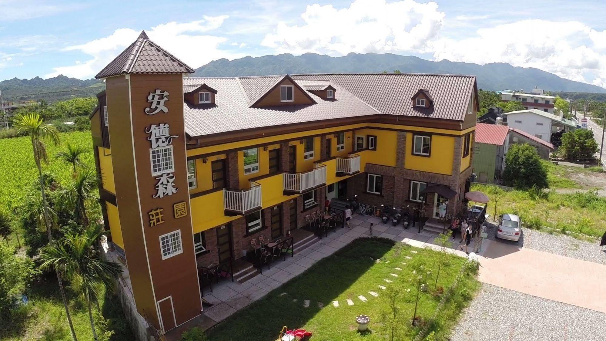 The Anderson Manor Hotel Руисуи Екстериор снимка